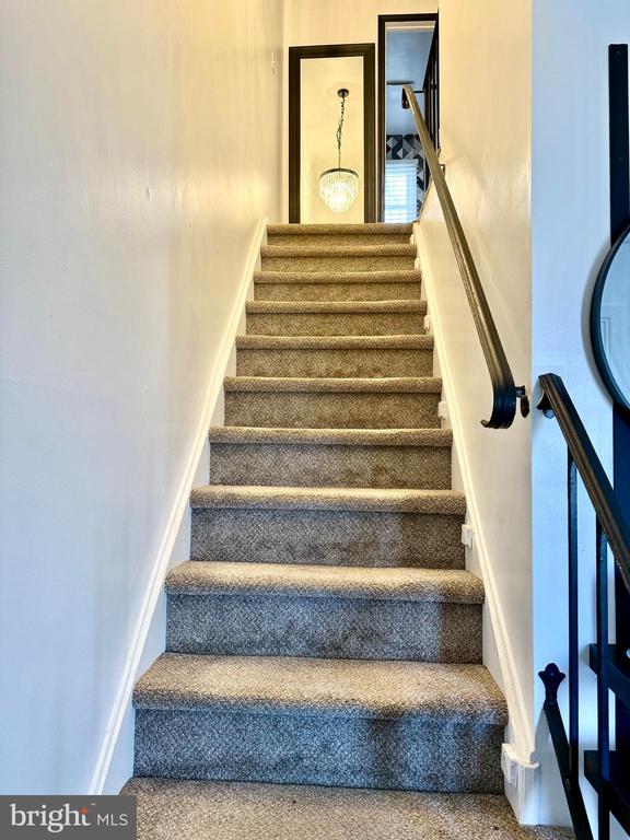1b Opal Ct