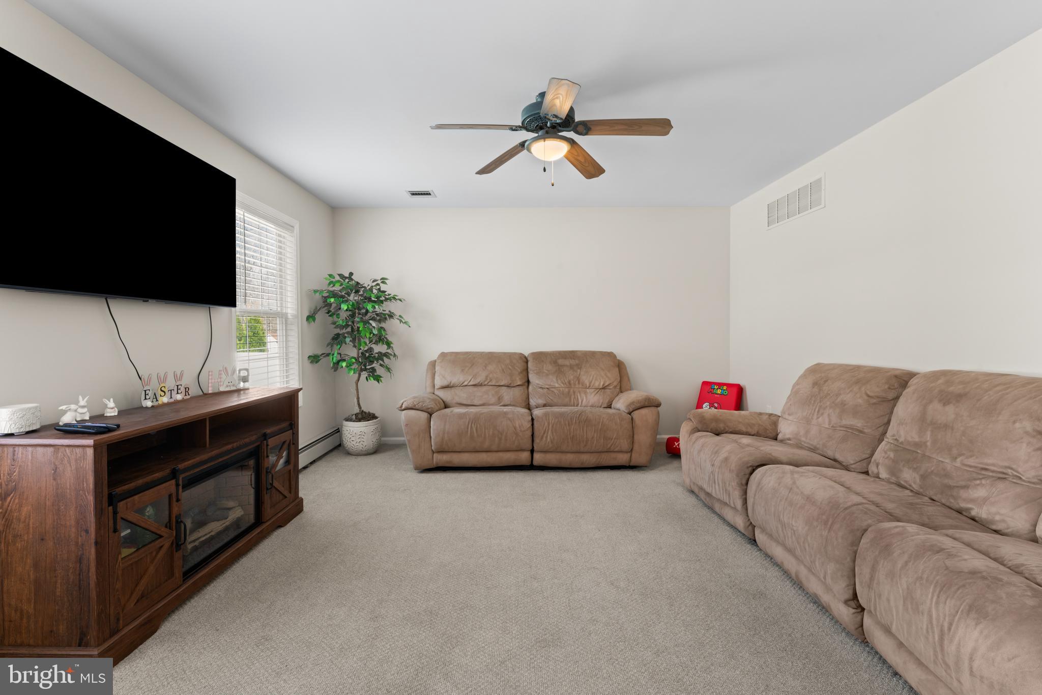 132 Heatherington Ct