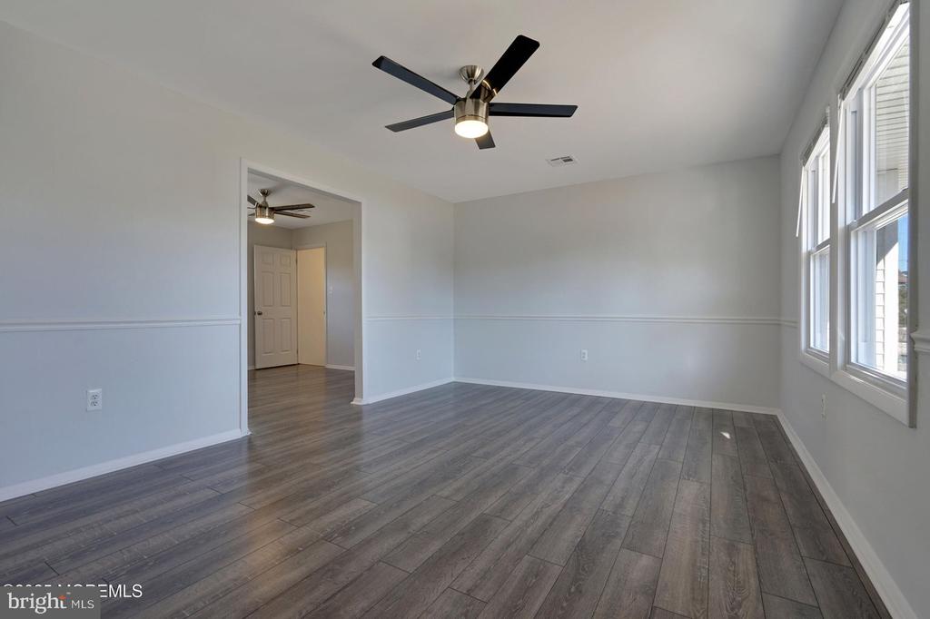 103 Dover Ct