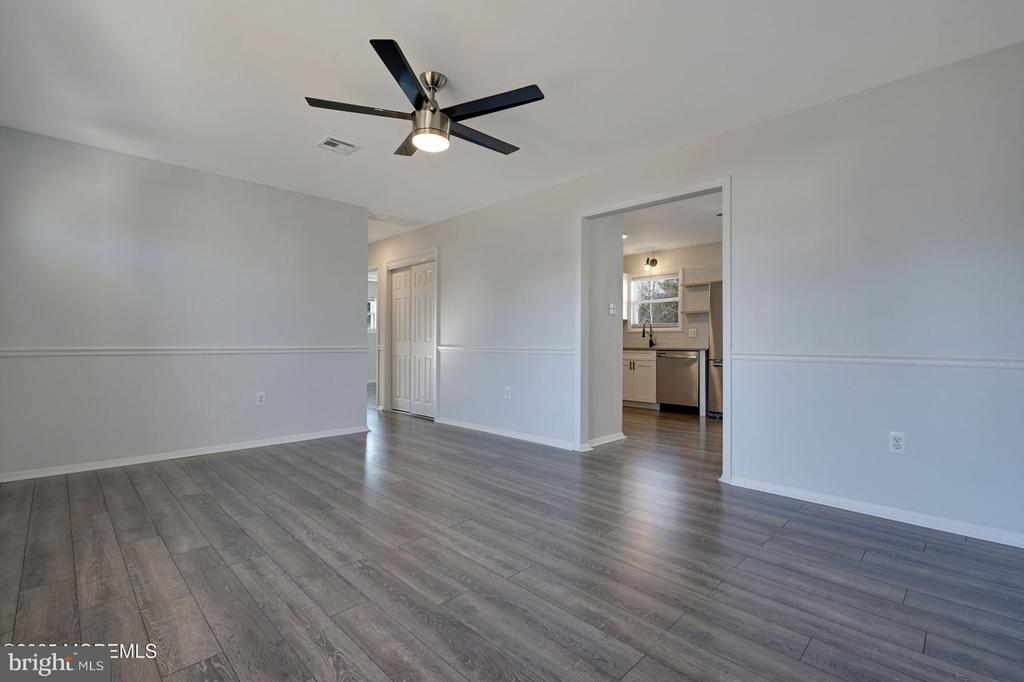 103 Dover Ct