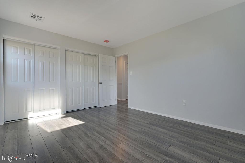 103 Dover Ct