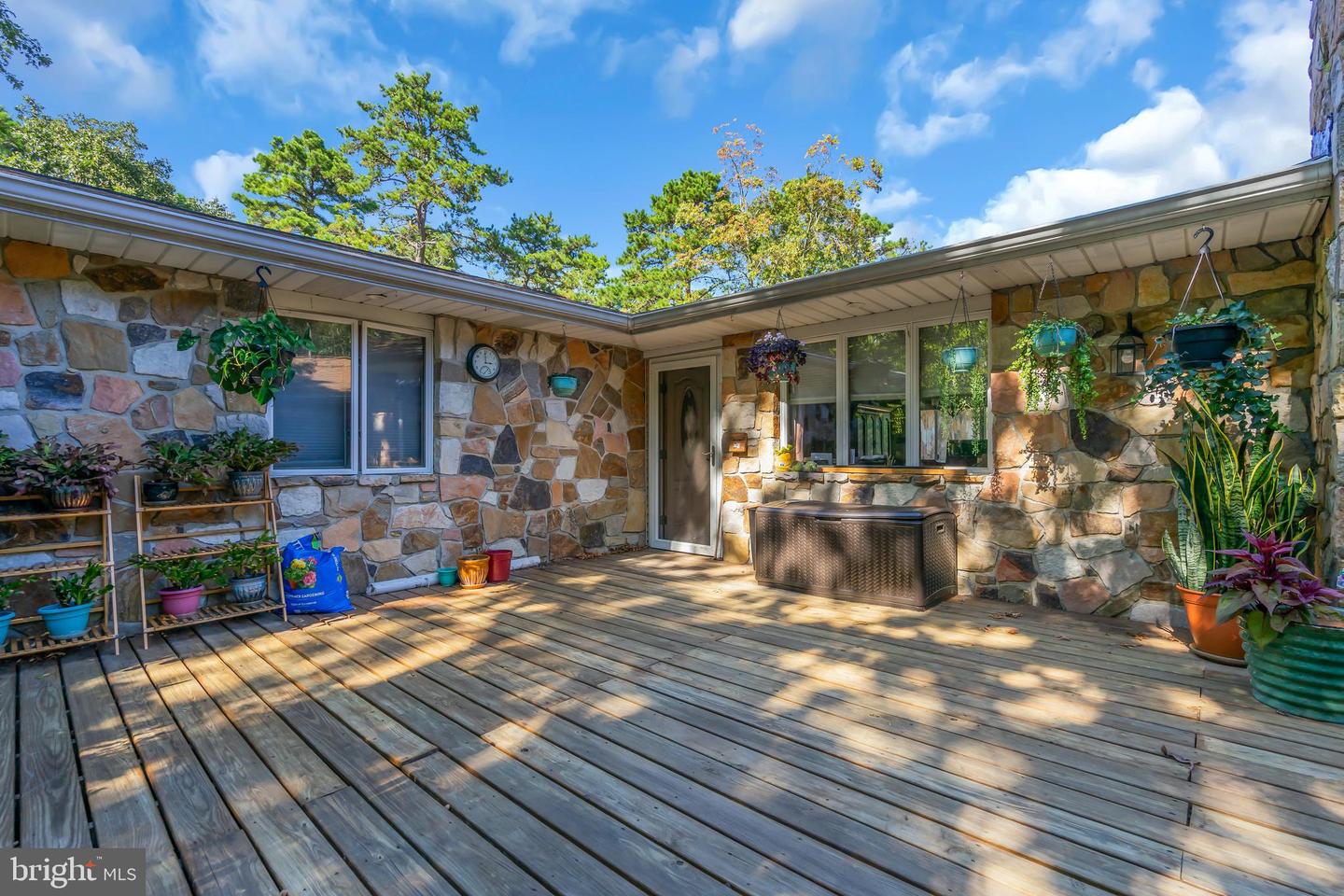 429 Thomas Ave