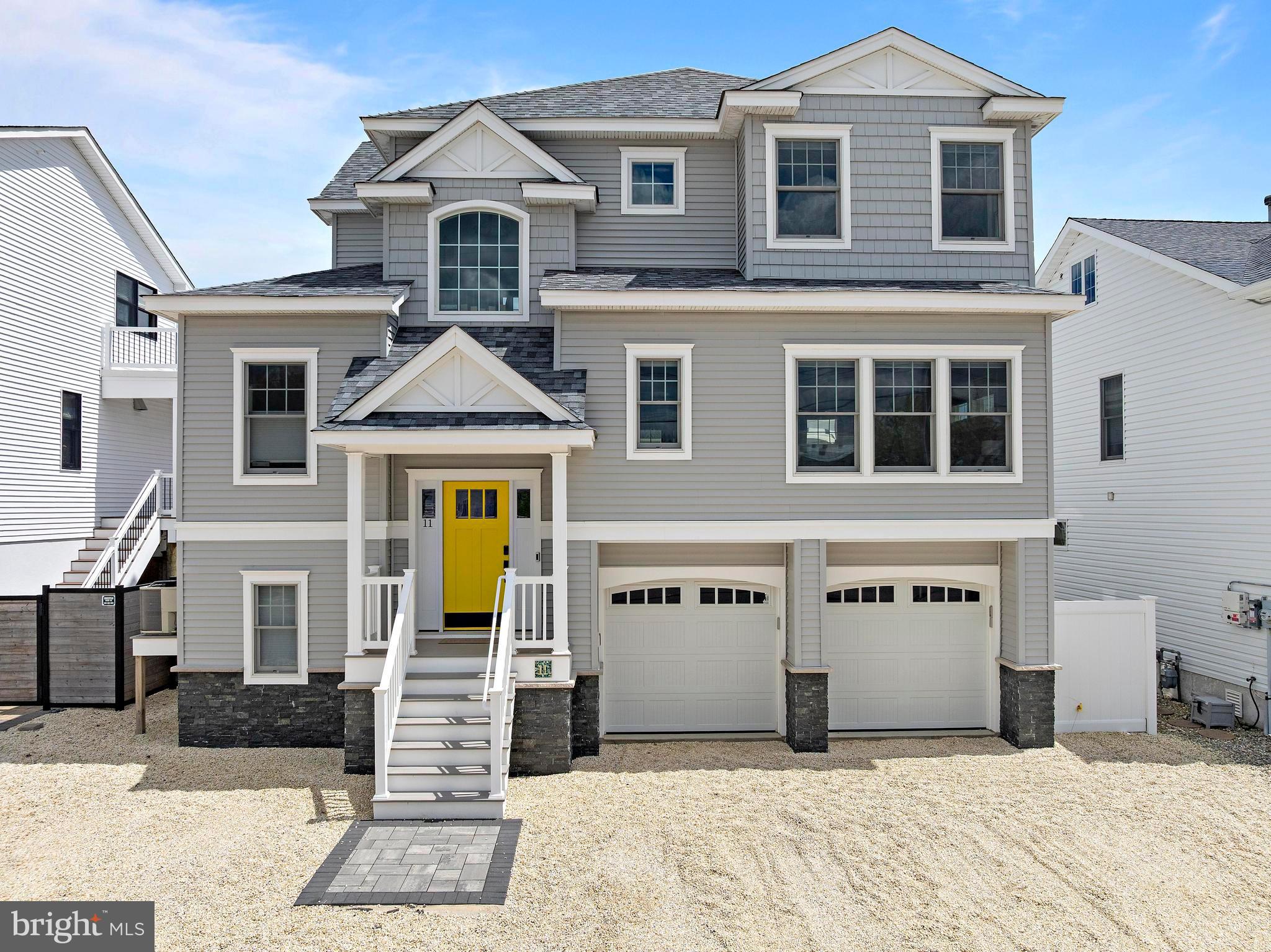 11 BARRY LANE