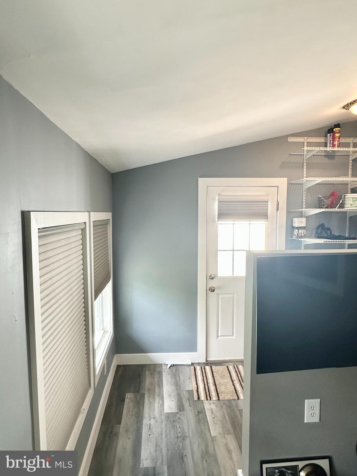 123 National Union Blvd