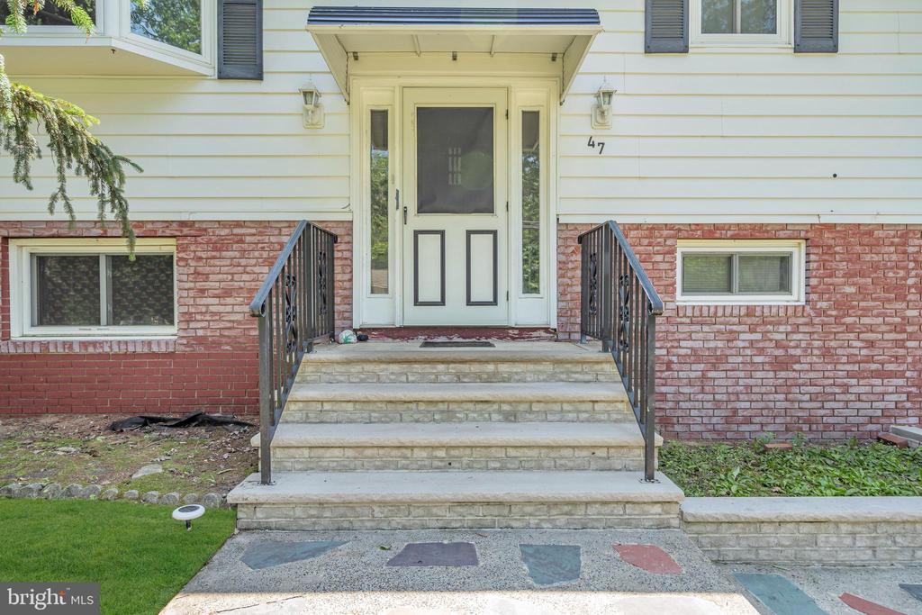47 Beam Ave