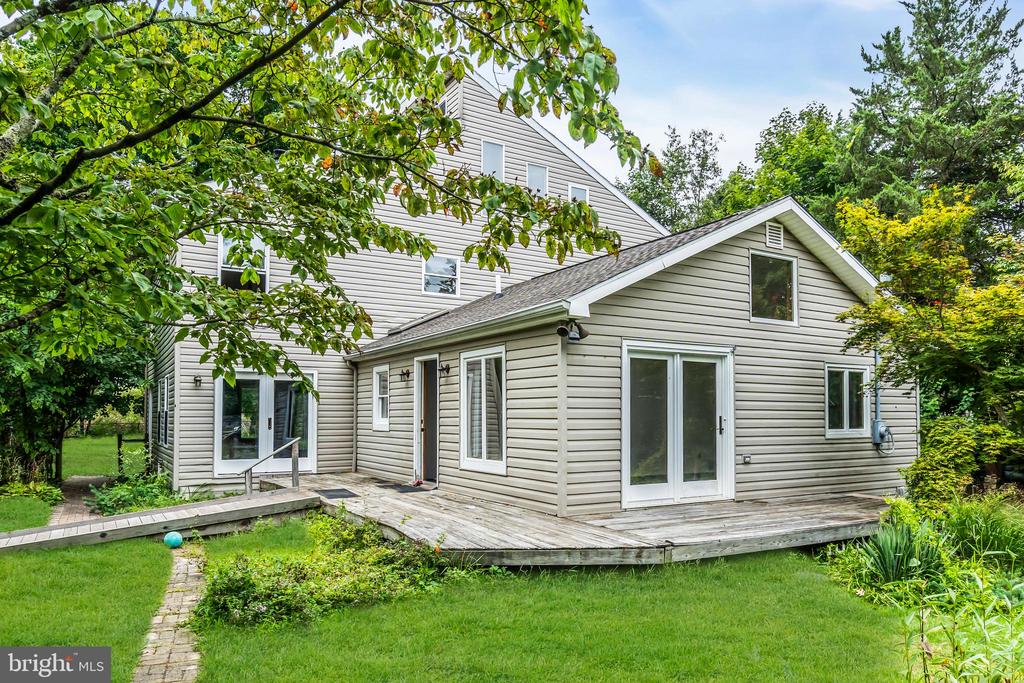 2422 CAPSHAW ROAD