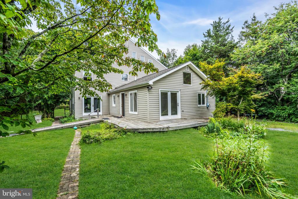 2422 CAPSHAW ROAD