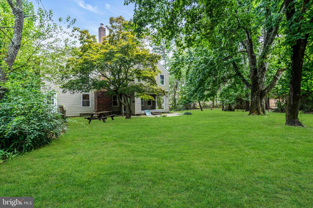 2422 CAPSHAW ROAD