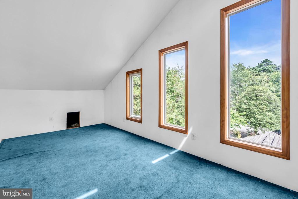 2422 CAPSHAW ROAD