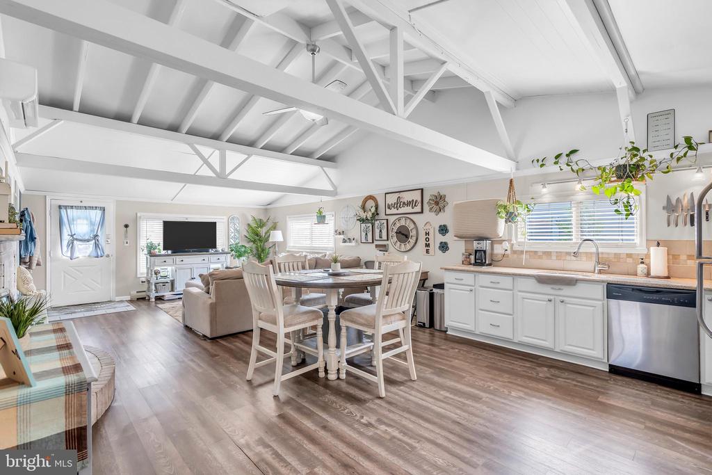 1010 INLAND ROAD