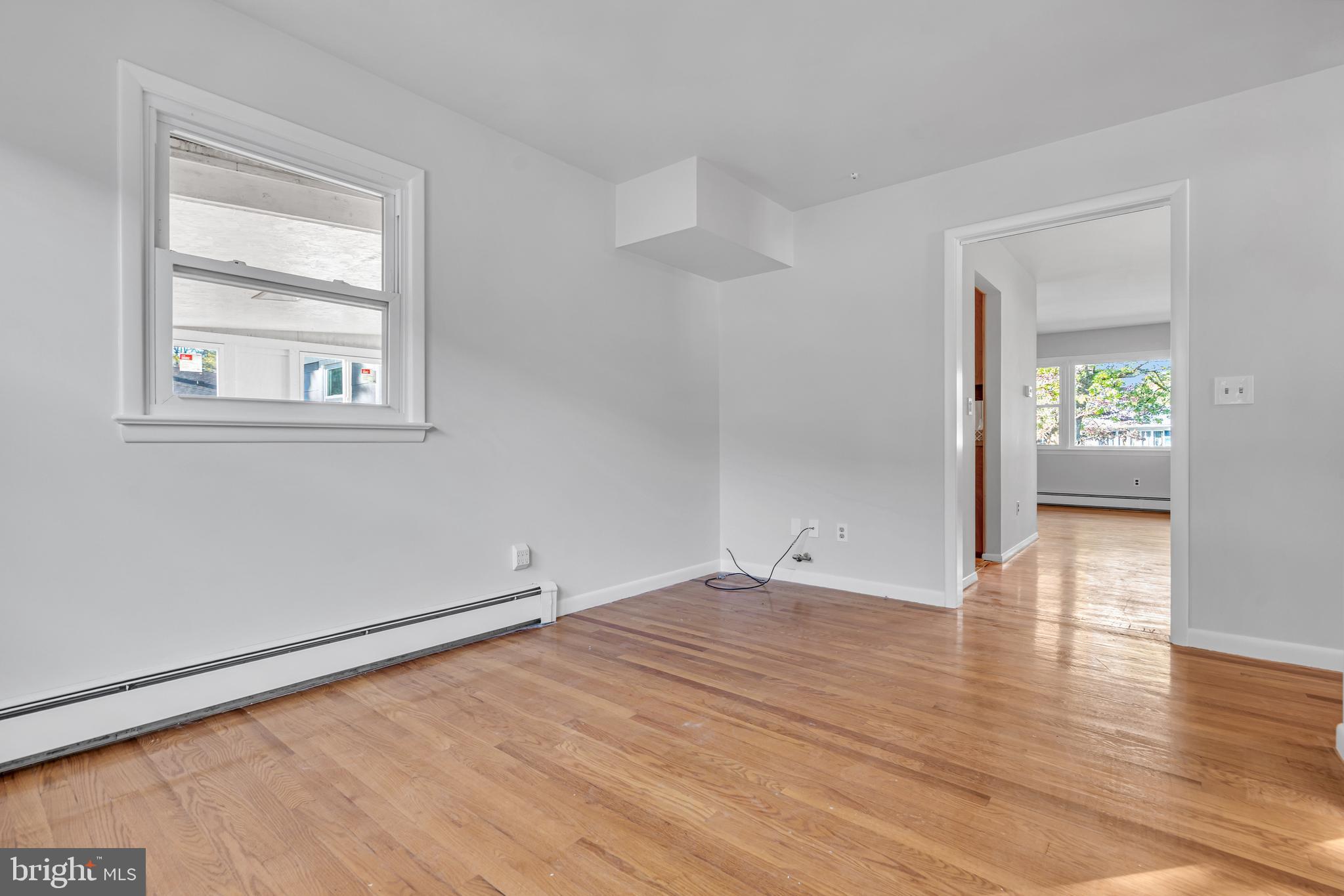 1037 SAVANNAH STREET