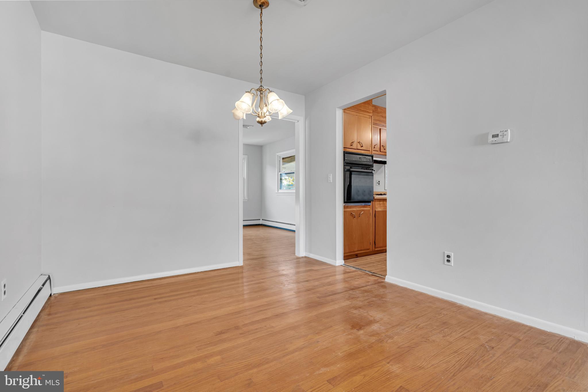 1037 SAVANNAH STREET