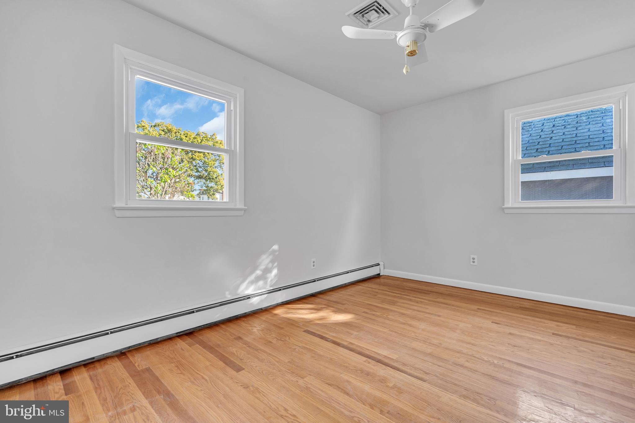 1037 SAVANNAH STREET