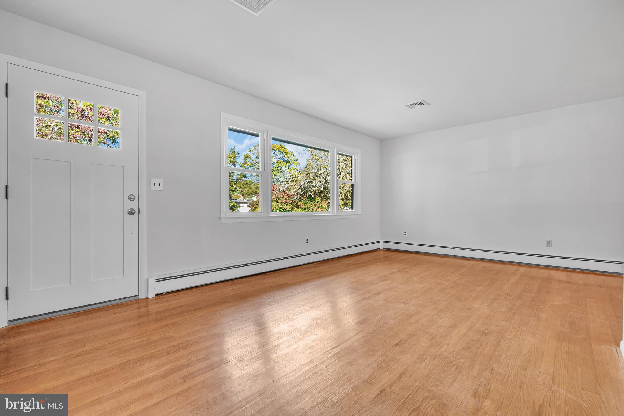 1037 SAVANNAH STREET