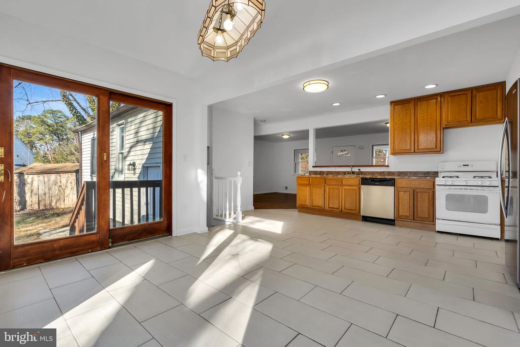 23 TILTON AVENUE