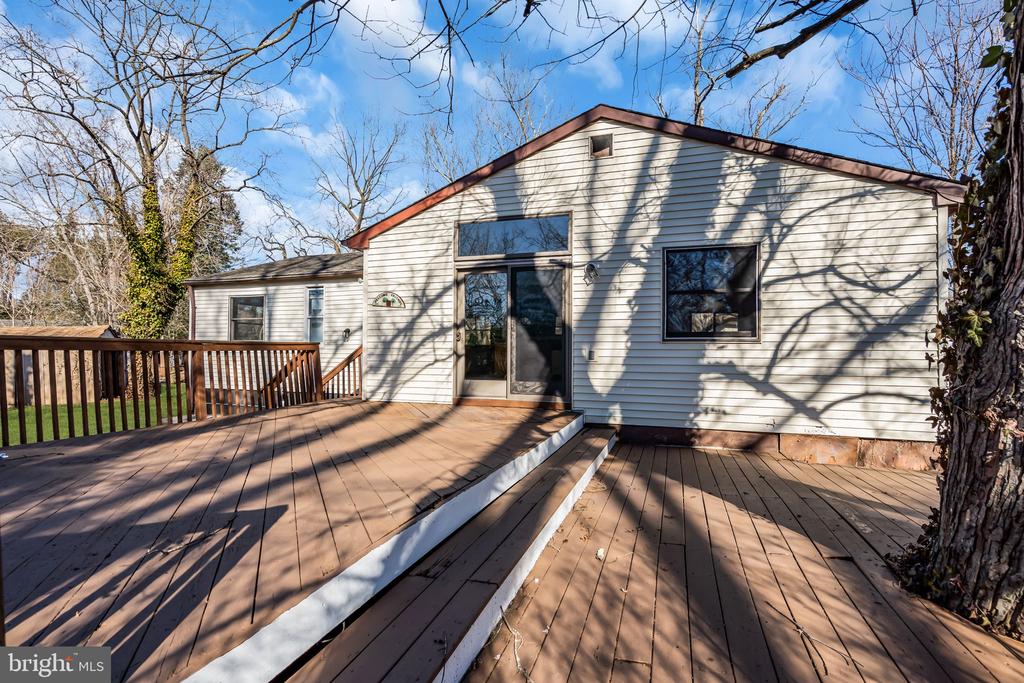 23 TILTON AVENUE