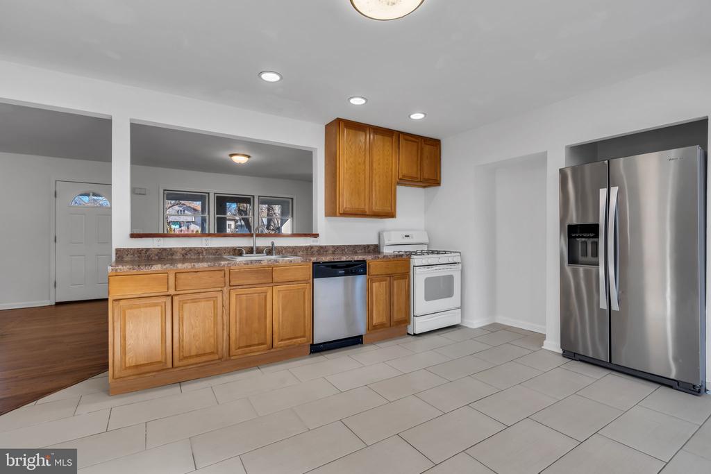 23 TILTON AVENUE