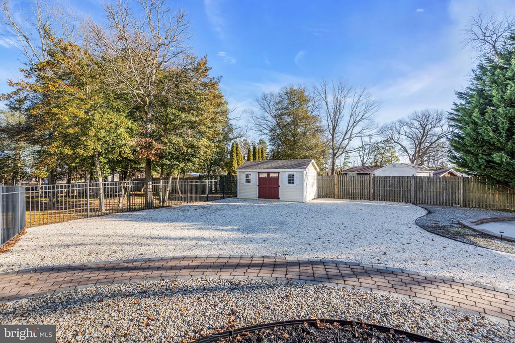 11 LUCILLE COURT