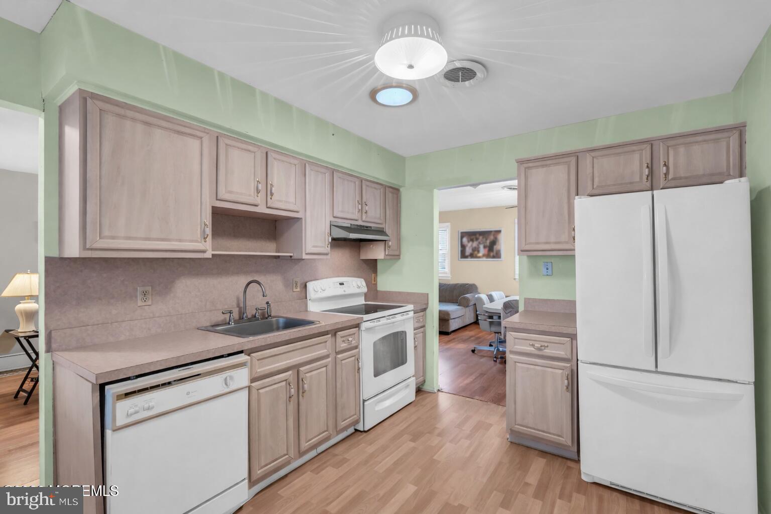 53 CENTRAL AVENUE 72