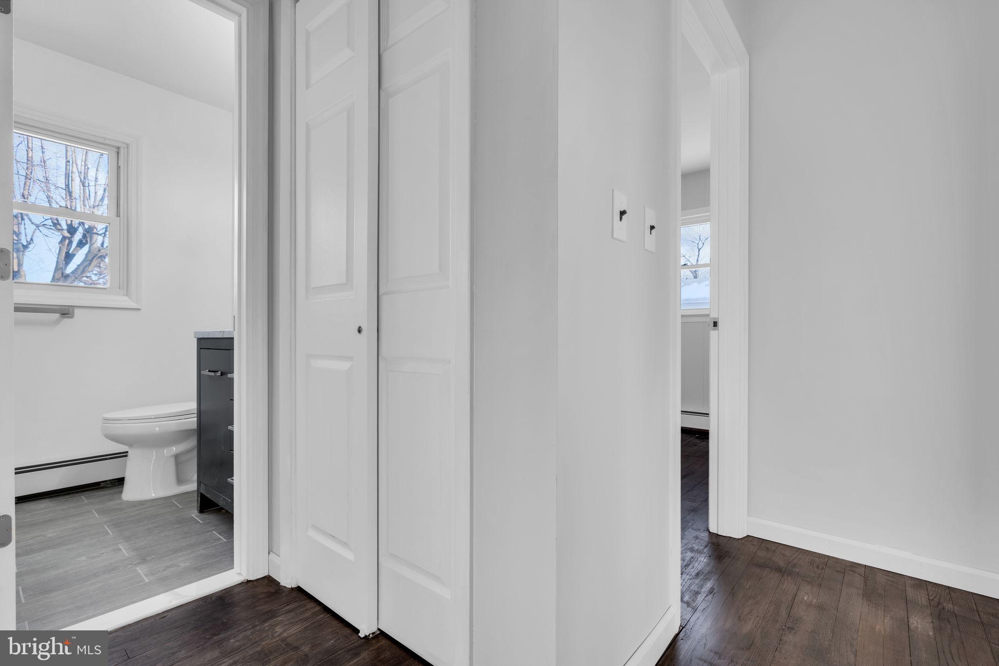 1037 SAVANNAH STREET