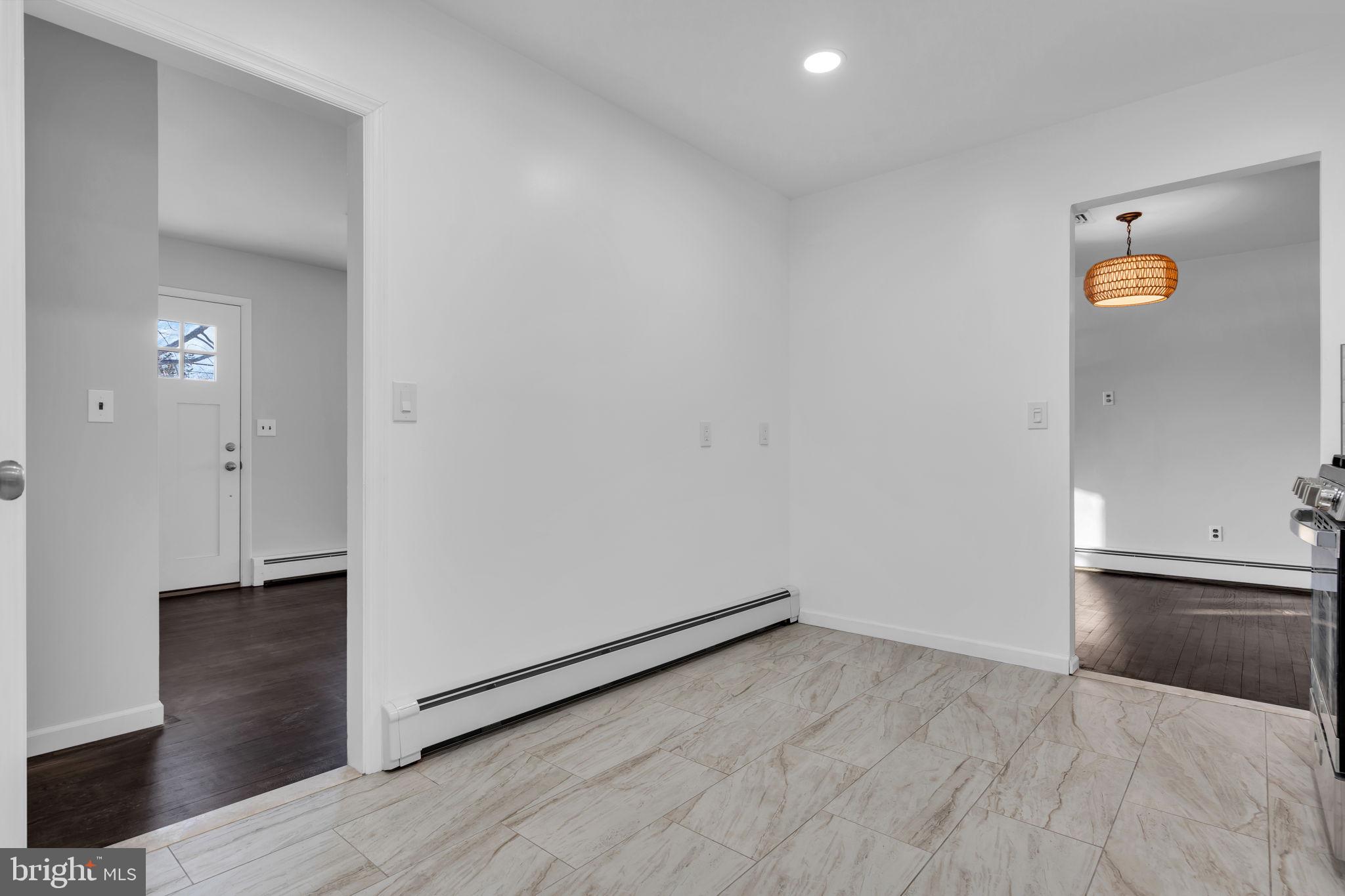 1037 SAVANNAH STREET