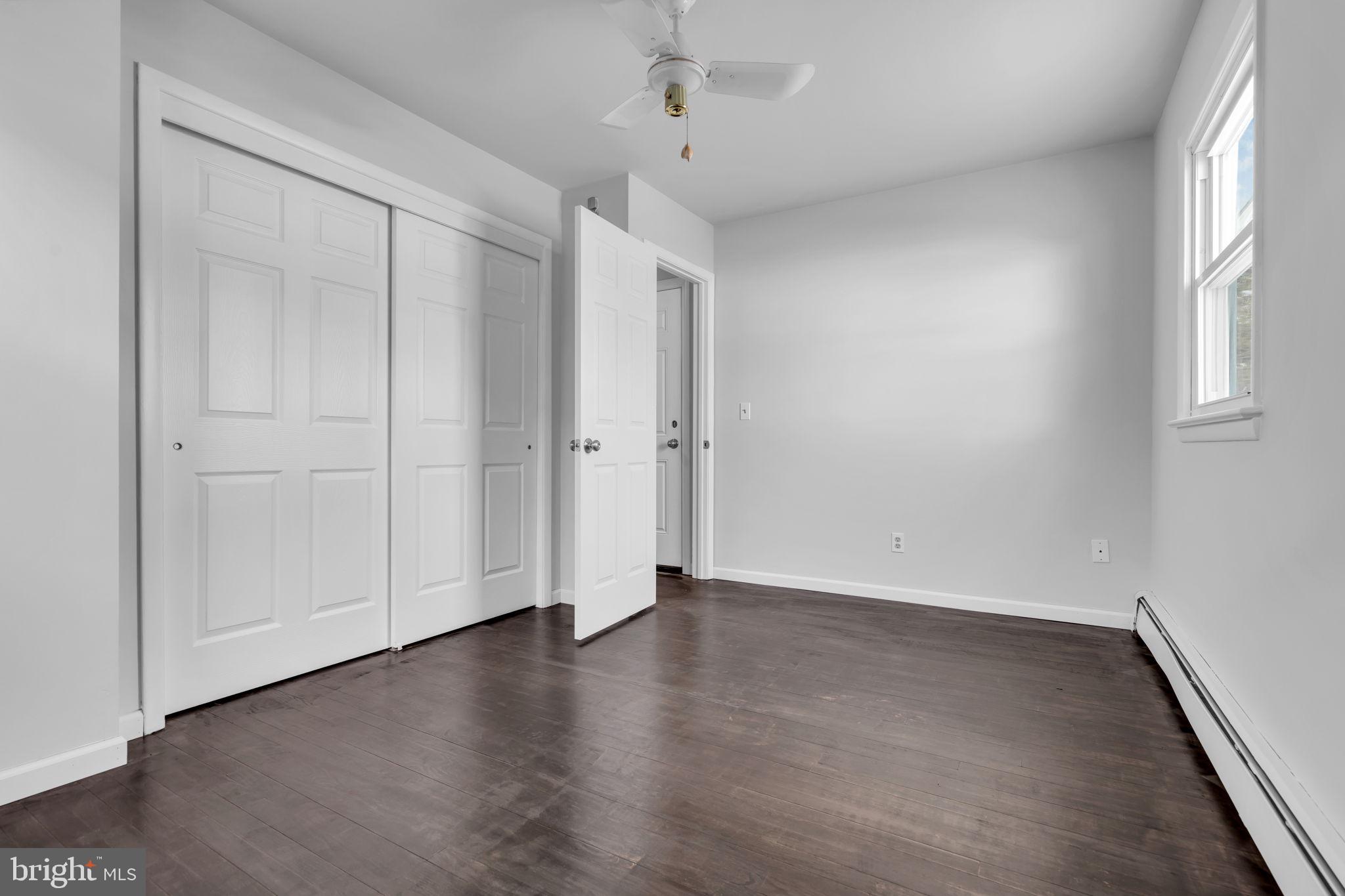 1037 SAVANNAH STREET