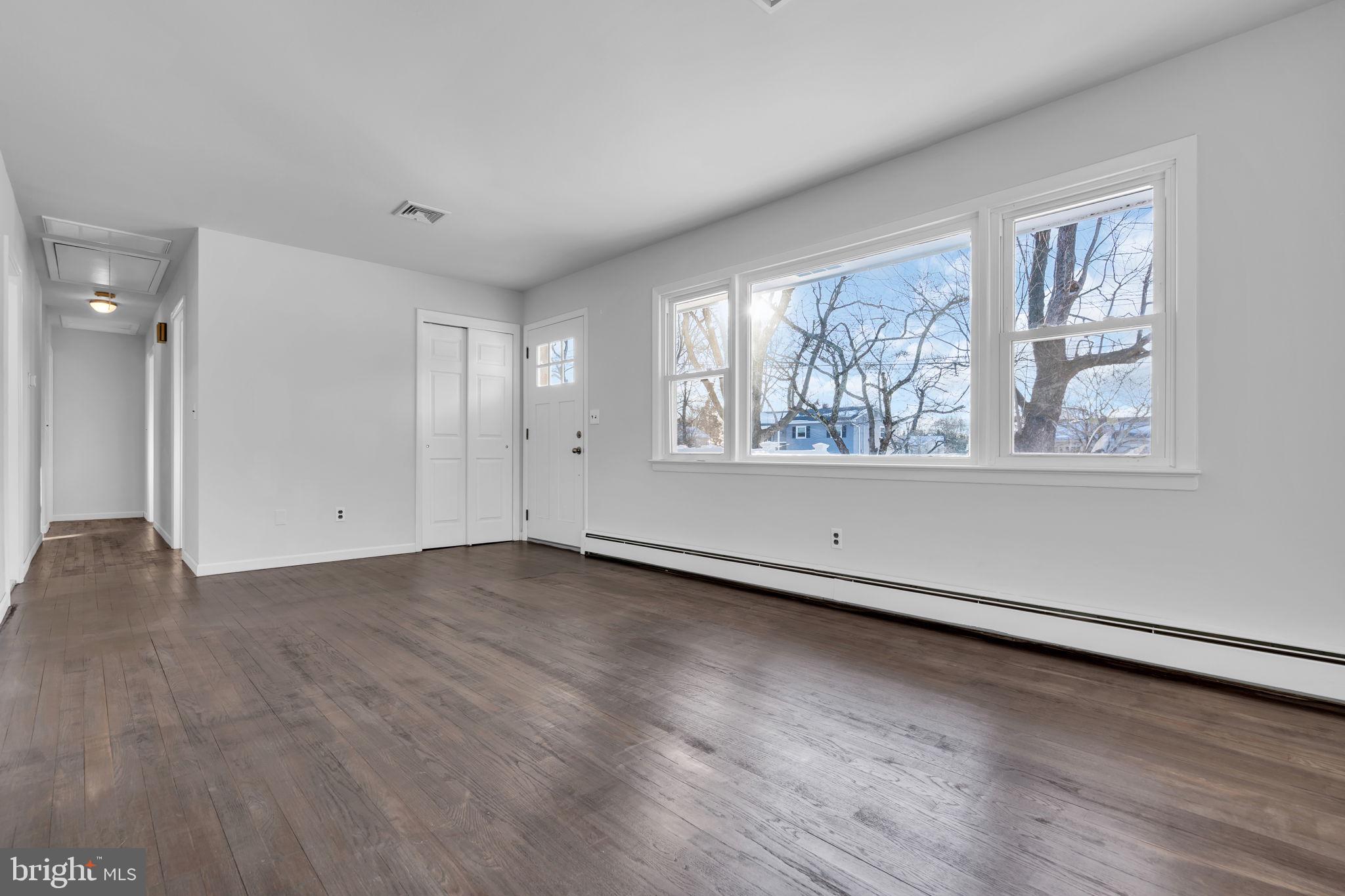 1037 SAVANNAH STREET