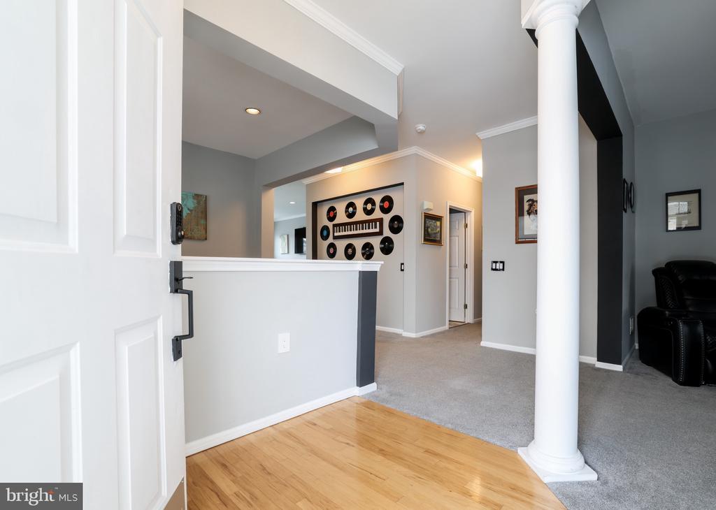 24 JUMPING BROOK LANE
