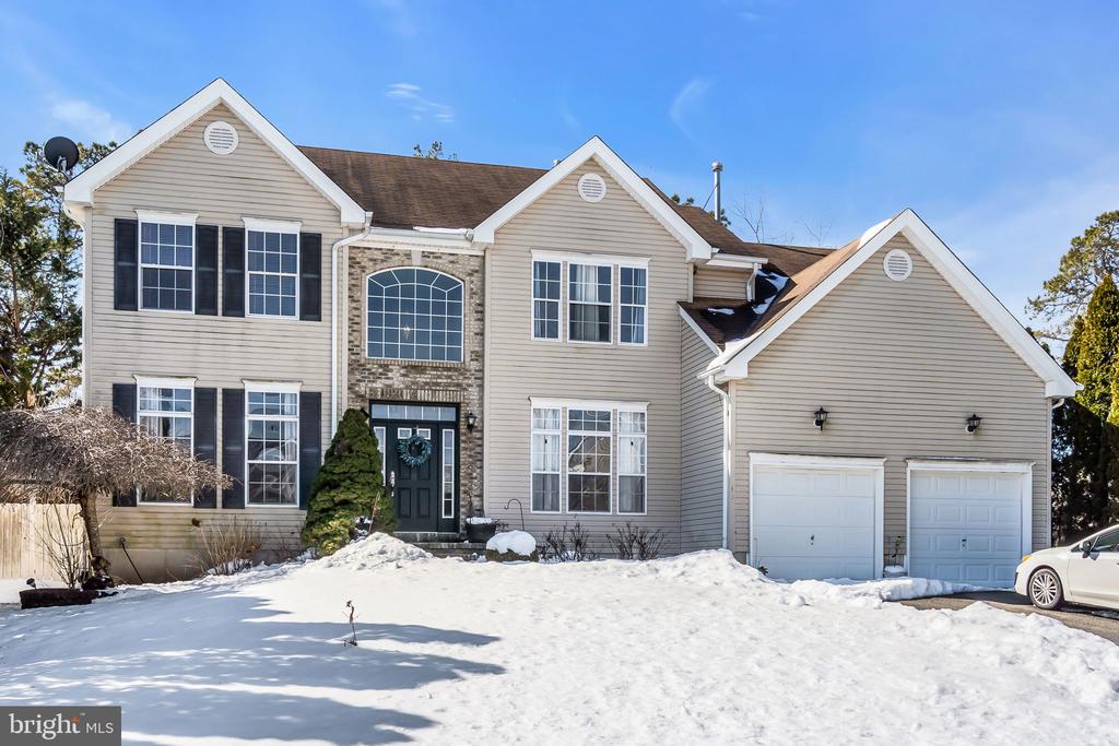 15 TRADEWINDS AVENUE