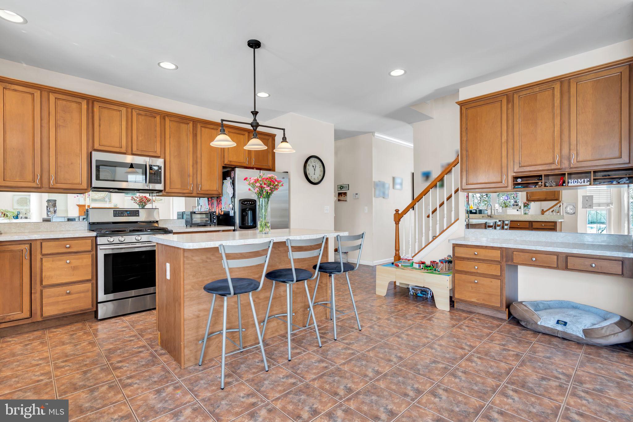 15 TRADEWINDS AVENUE