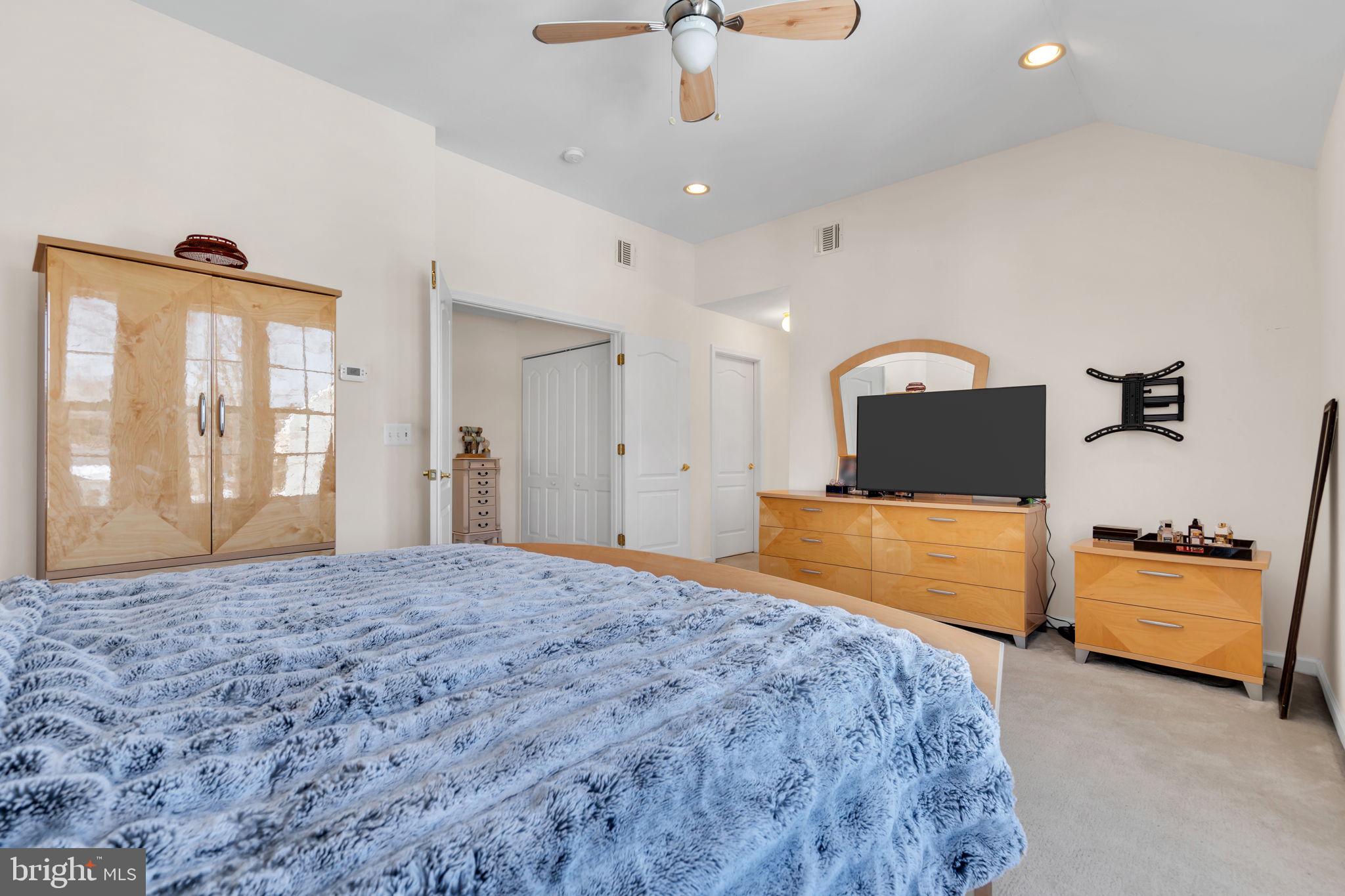 15 TRADEWINDS AVENUE