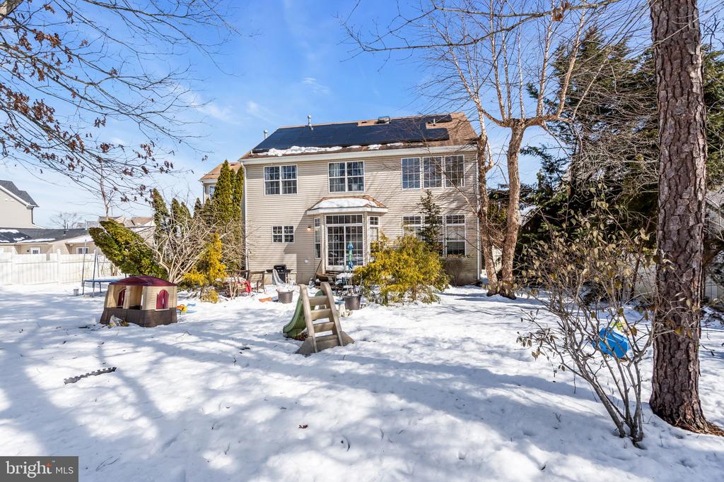 15 TRADEWINDS AVENUE