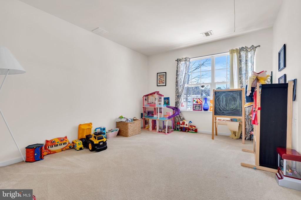 15 TRADEWINDS AVENUE