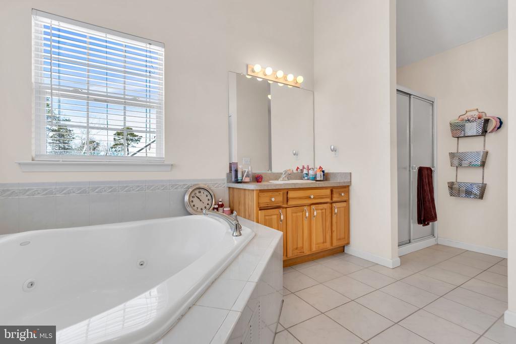 15 TRADEWINDS AVENUE