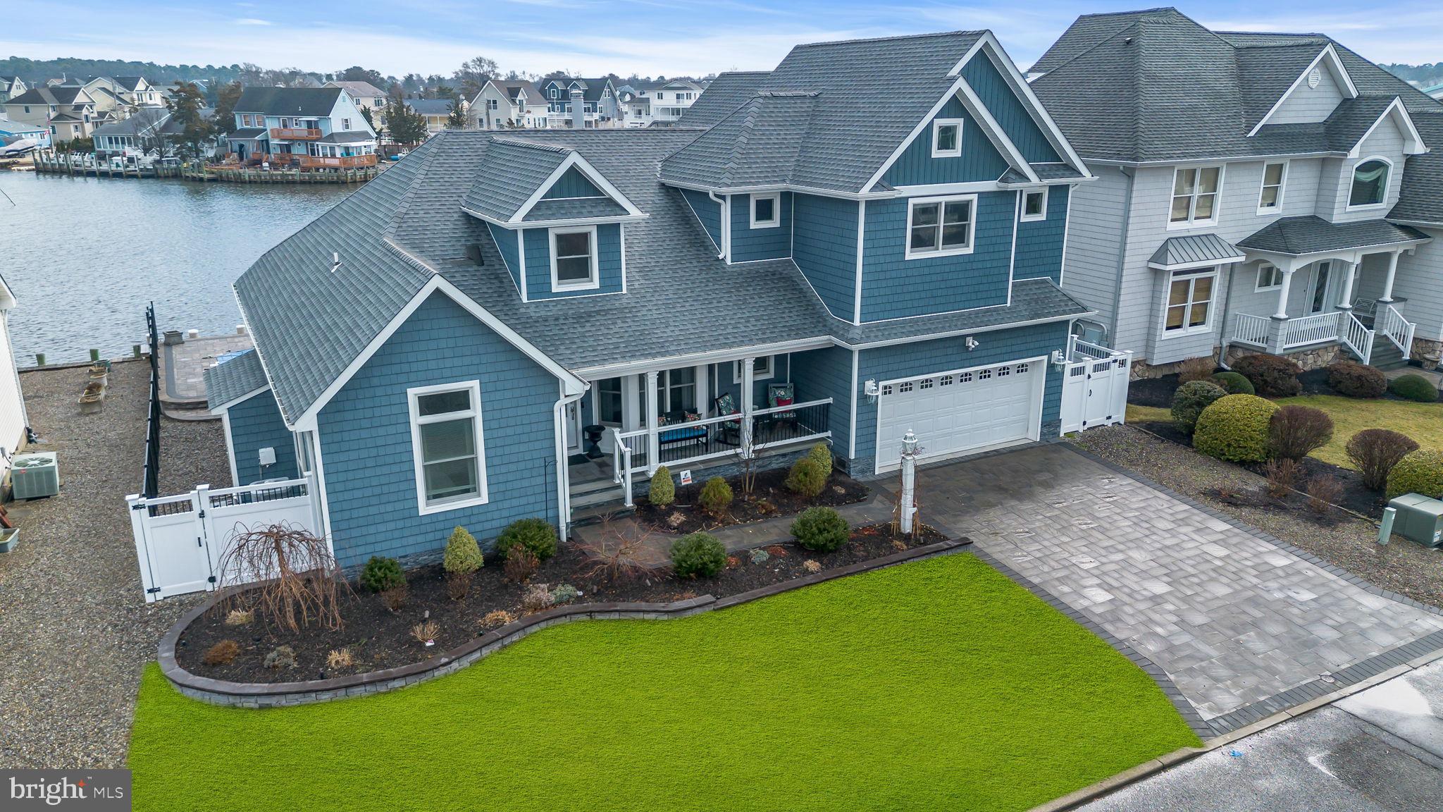 706 FAIRVIEW LANE