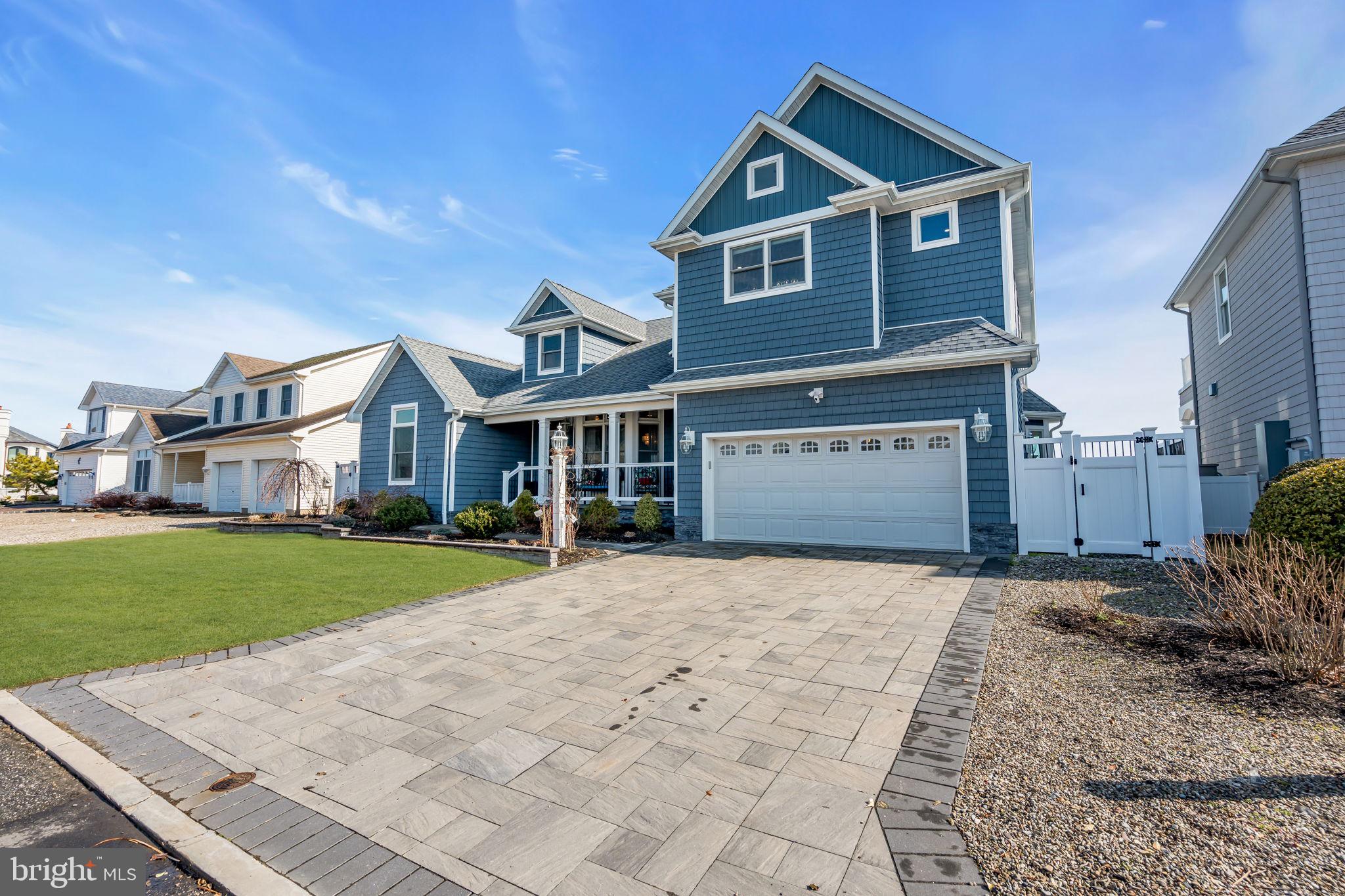706 FAIRVIEW LANE
