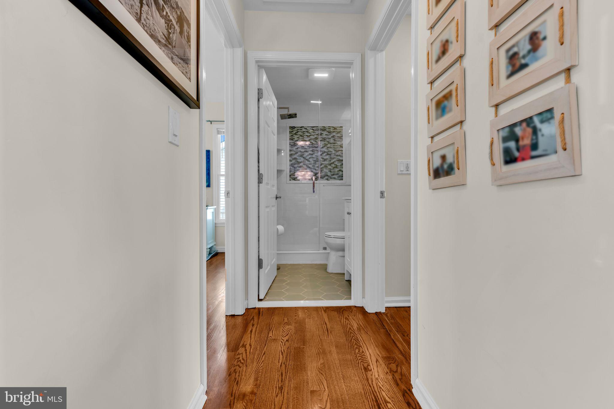 706 FAIRVIEW LANE