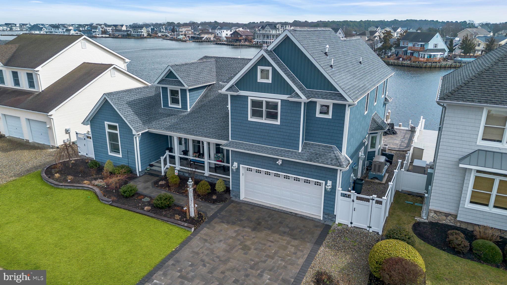706 FAIRVIEW LANE