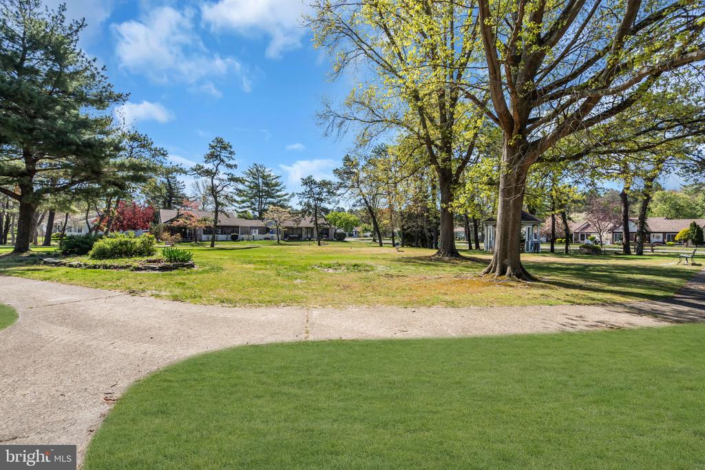 549 MAYFAIR ROAD A