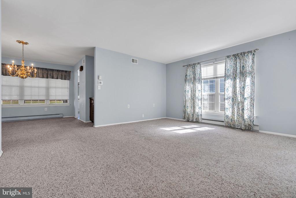 549 MAYFAIR ROAD A