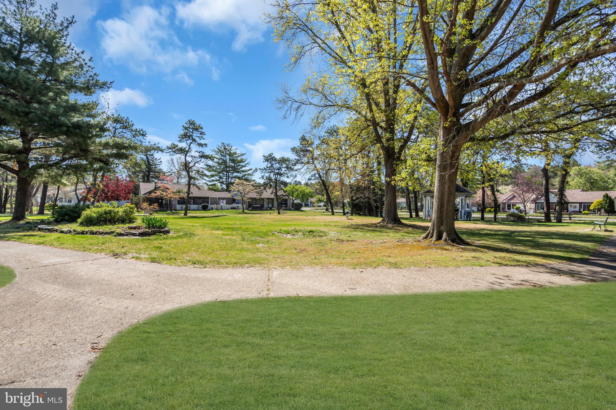 549 MAYFAIR ROAD A