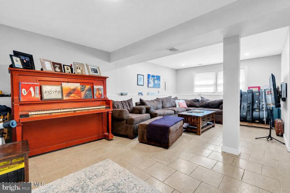 31 DOGWOOD DRIVE