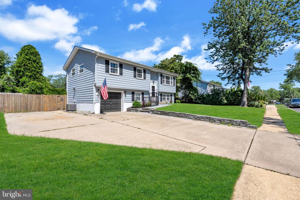 31 DOGWOOD DRIVE