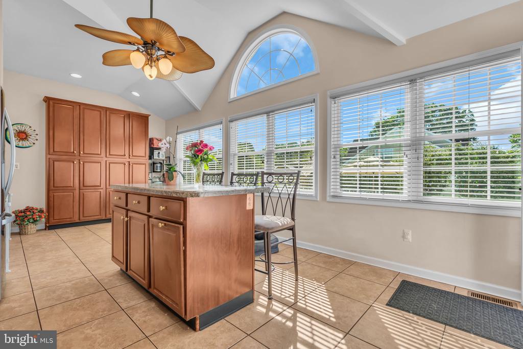 14 AZALEA COURT
