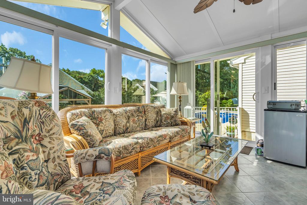 14 AZALEA COURT