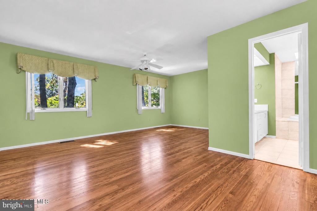 701 TUFTS COURT