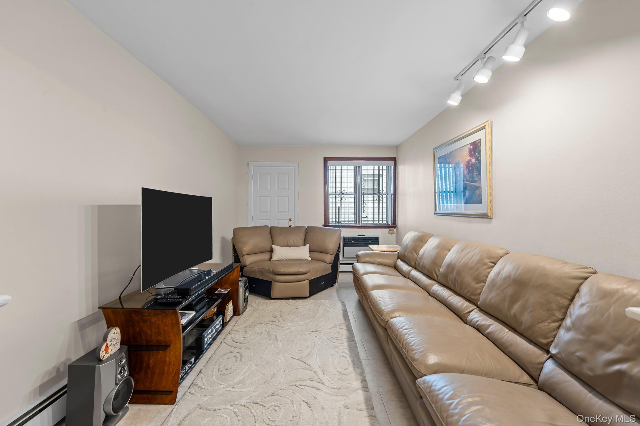 6973 Juniper Boulevard S