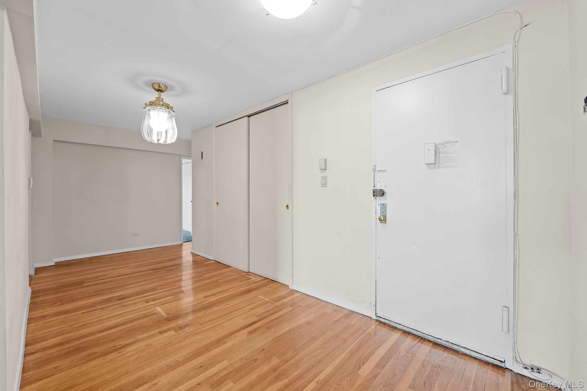 241-20 Northern Boulevard Unit: #6E