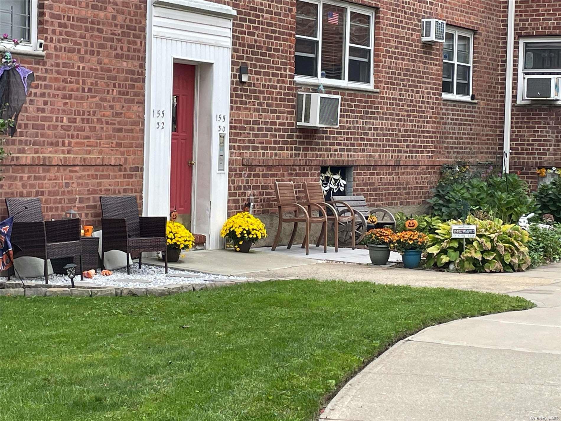 155-30 84 Street Unit: 2
