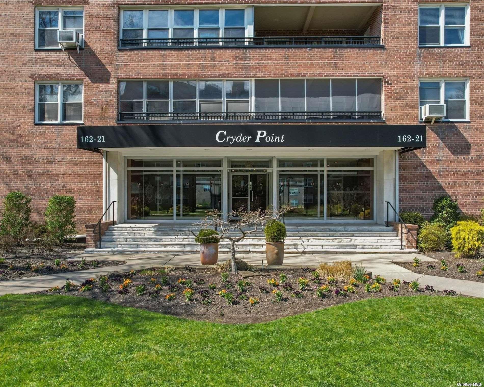 162-21 Powells Cove Boulevard Unit: 6D
